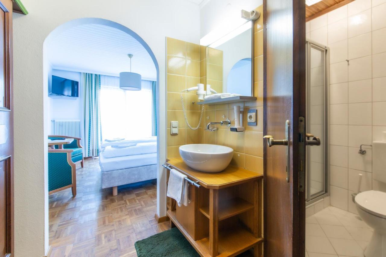 Tirolerhof Hotel Sankt Georgen im Attergau Eksteriør billede