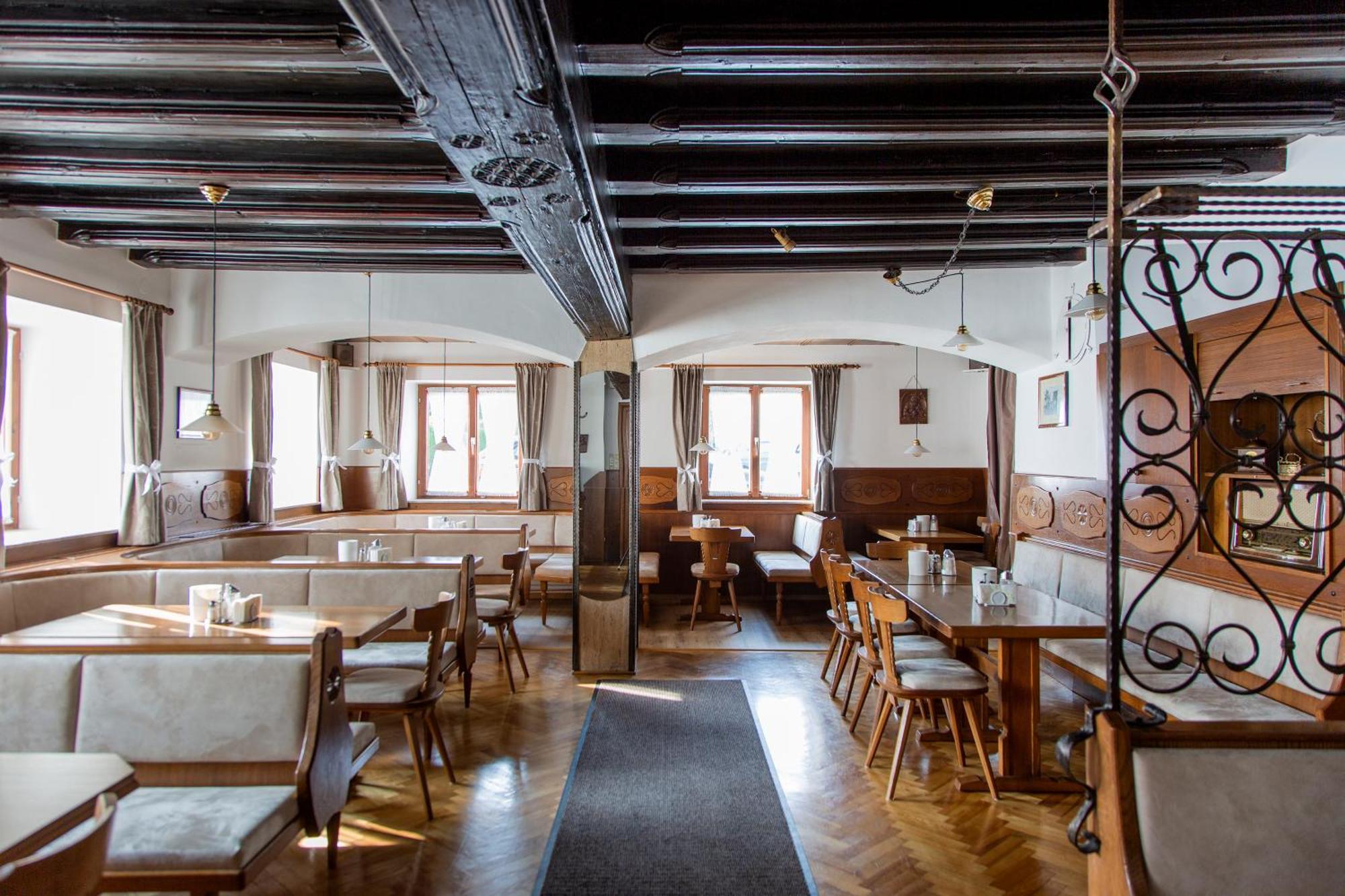 Tirolerhof Hotel Sankt Georgen im Attergau Eksteriør billede