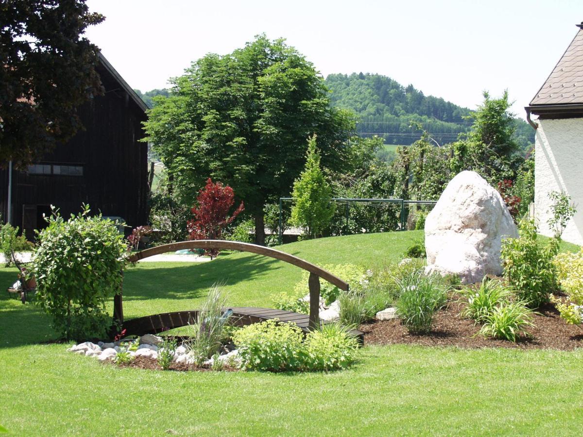 Tirolerhof Hotel Sankt Georgen im Attergau Eksteriør billede